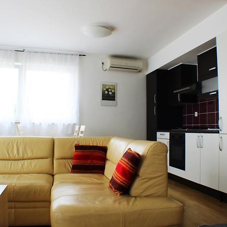 Bokun Apartments III Сисак Екстериор снимка