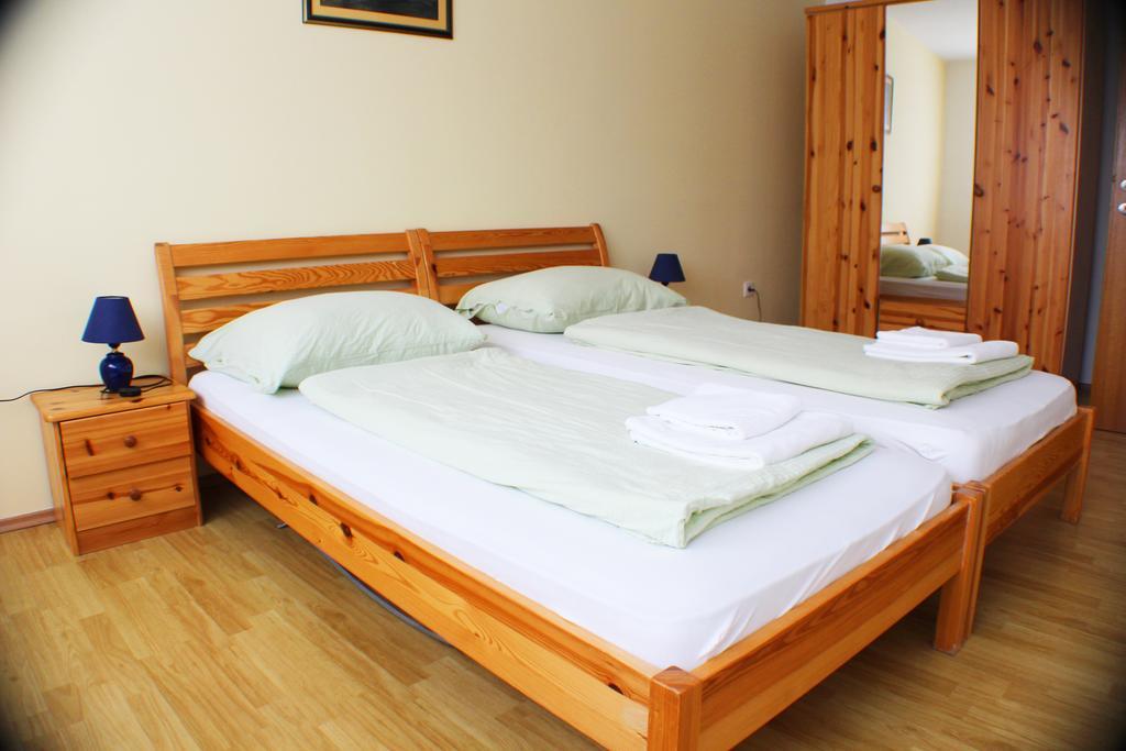 Bokun Apartments III Сисак Екстериор снимка